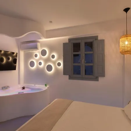 Blackstone Luxury Aparthotel 4*