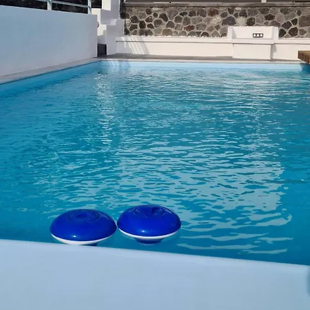 Blackstone Luxury Emporio (Santorini)
