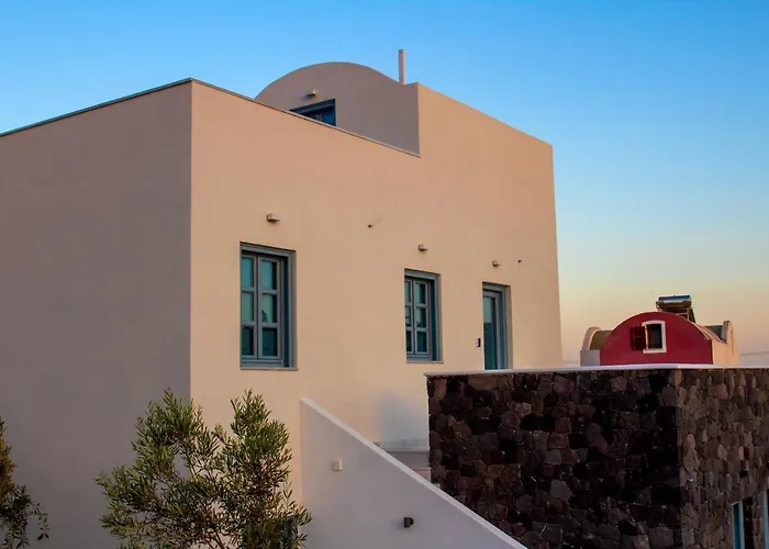 Blackstone Luxury Aparthotel