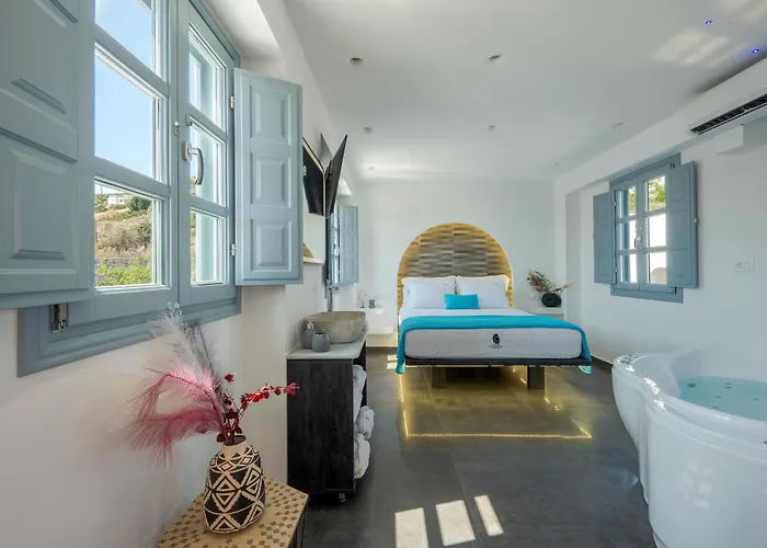 Blackstone Luxury Apart-hotel